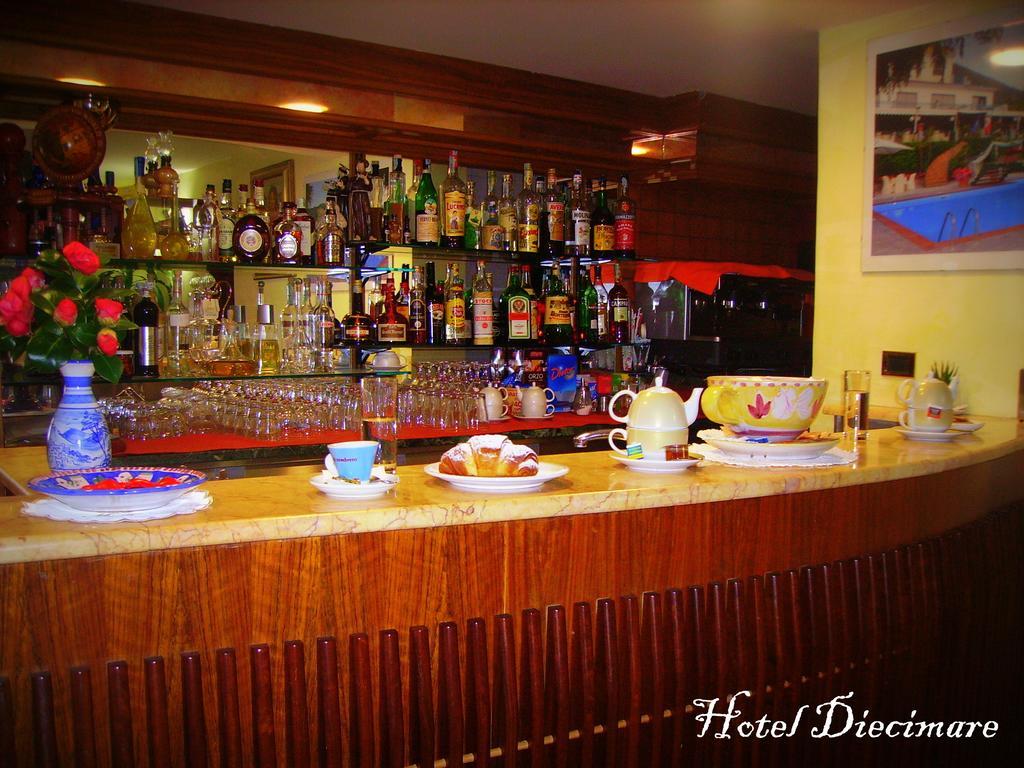 Hotel Diecimare Cava deʼ Tirreni Екстериор снимка