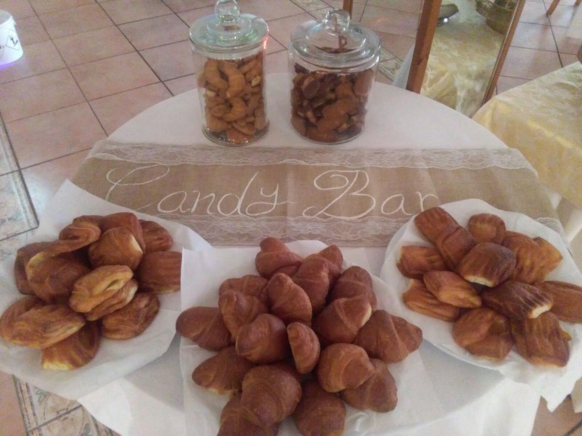 Hotel Diecimare Cava deʼ Tirreni Екстериор снимка
