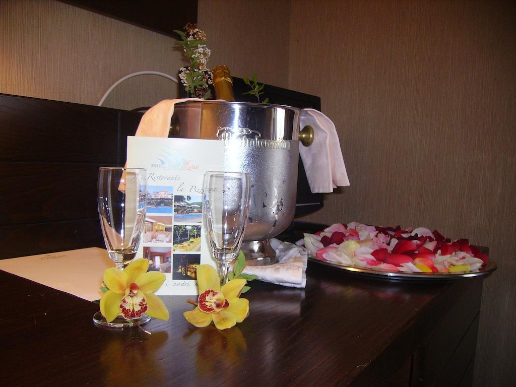 Hotel Diecimare Cava deʼ Tirreni Екстериор снимка