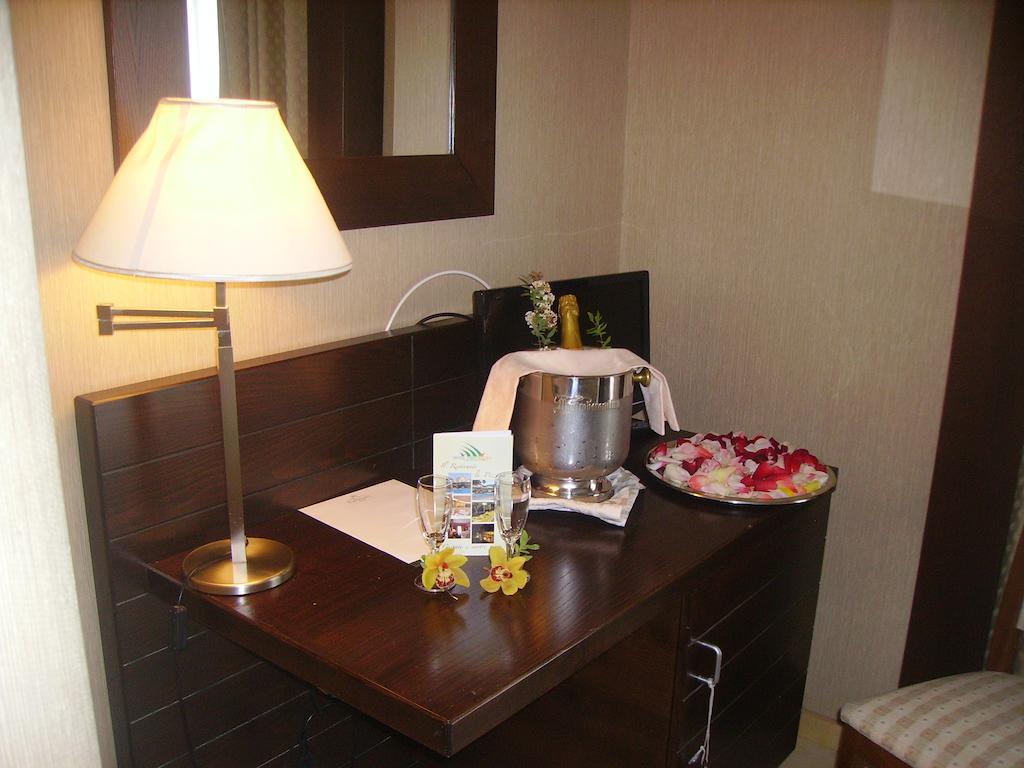 Hotel Diecimare Cava deʼ Tirreni Екстериор снимка